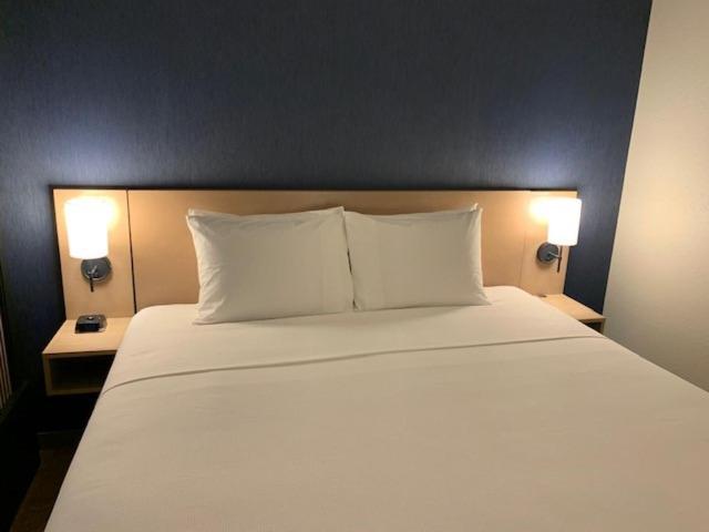 ไฮแอท เพลส แฟร์แบงค์ส Hotel ภายนอก รูปภาพ